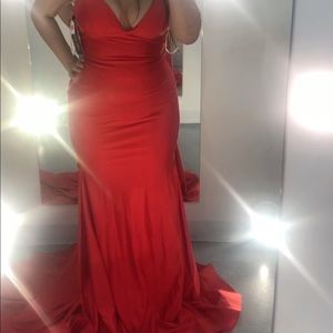 sherri hill red dress